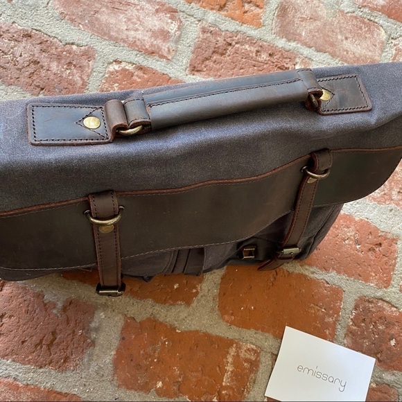 Emissary NWOT laptop messenger briefcase - Picture 10 of 16